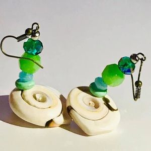 HandMade Shell Earrings  🐚